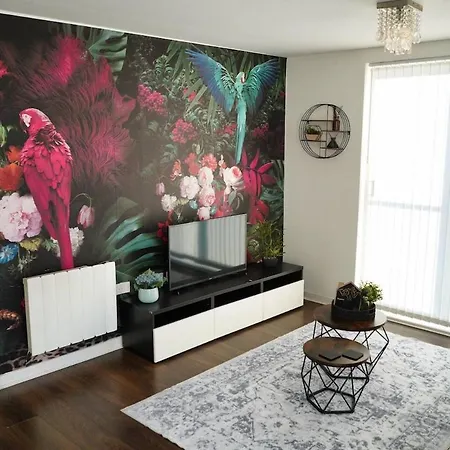 Penthouse Lofts Apartment